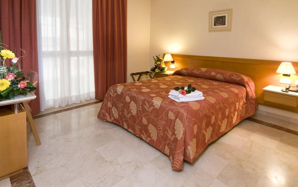 Hotel Central Caravaca كارافاكا دي لا كروز المظهر الخارجي الصورة